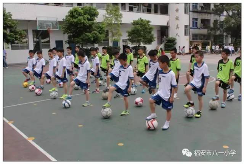 校园足球协会:点燃学生们的梦想火苗